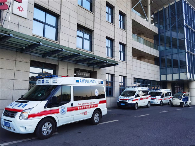 贡嘎救护车出租服务案例4